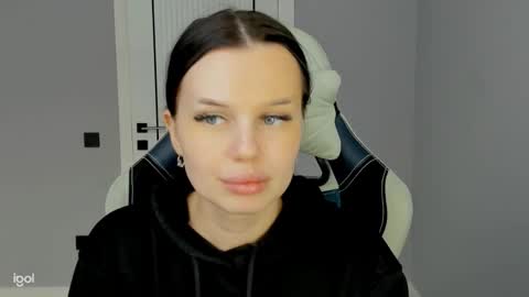 mary_jain13 online show from October 13, 9:23 am