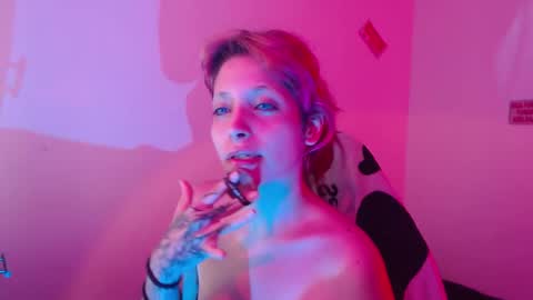                      100   online show from October 29, 7:23 am