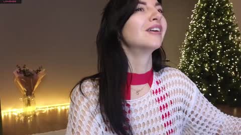Snapshot of mary_love16 chatting on December 8, 10:19 am Maria online show from December 8, 10:19 am