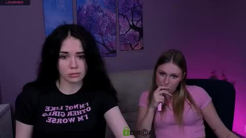 Mary online show from December 18, 12:26 am