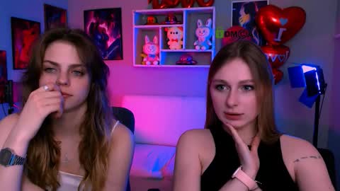 Mary online show from February 19, 11:25 pm