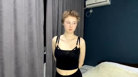 mary online show from May 26, 5:56 pm