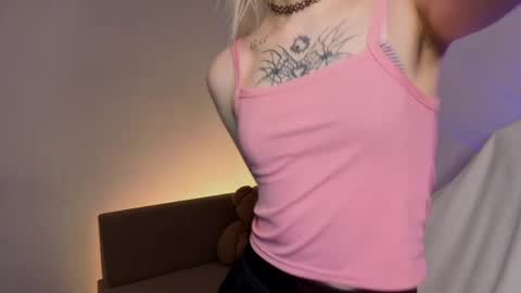 Mary online show from April 29, 12:47 am