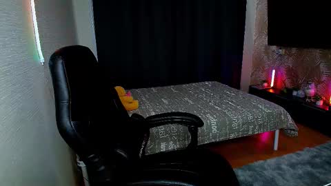 maryam online show from March 12, 11:02 am