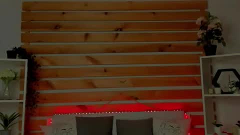 marybryantt online show from February 2, 8:24 am