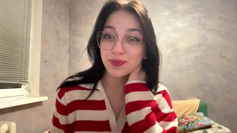 Stephie online show from December 21, 9:52 pm