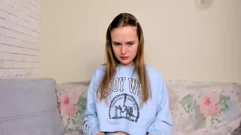 Mari online show from February 22, 7:59 pm