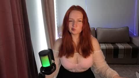 SirenVictoria online show from July 27, 9:39 am
