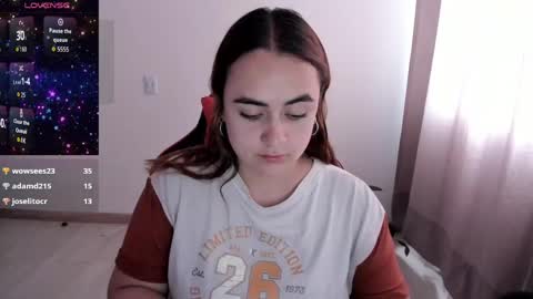 Dulce Maria online show from April 29, 8:58 pm