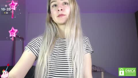 Snapshot of marylyrose chatting on January 2, 10:22 pm maryly rose online show from January 2, 10:22 pm