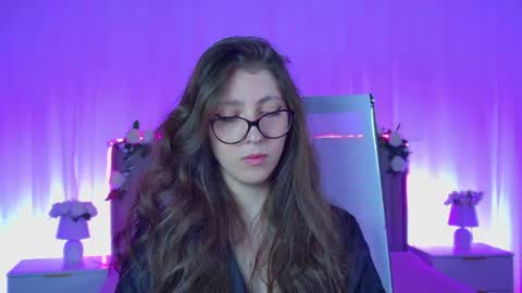 Mary Miller online show from April 30, 6:13 pm