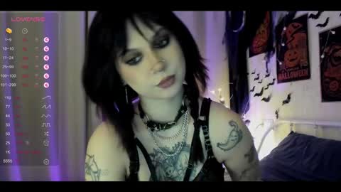 Mary x online show from November 5, 1:27 pm