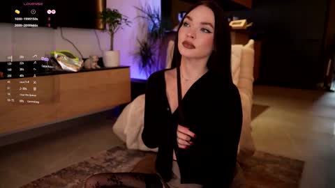 Snapshot of marypsiss chatting on October 17, 2:20 pm Marina online show from October 17, 2:20 pm