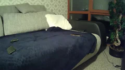 Snapshot of masked_shy_girl chatting on December 5, 4:23 pm masked_shy_girl online show from December 5, 4:23 pm