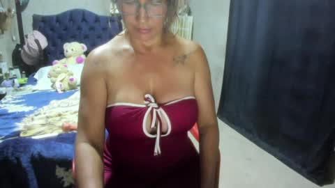 mature_bigboobs__ online show from April 28, 2:27 am