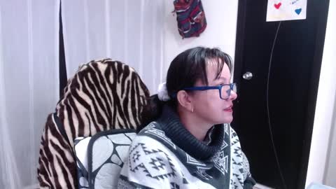 Snapshot of mature_wolf chatting on January 24, 2:19 pm Sonia online show from January 24, 2:19 pm