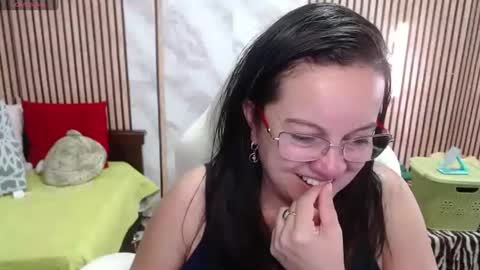 Sonia online show from July 22, 10:33 pm