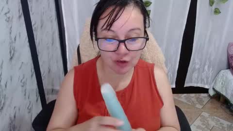 Snapshot of mature_wolf chatting on March 3, 2:42 pm Sonia online show from March 3, 2:42 pm