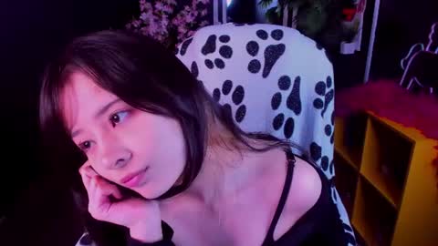 may_lings online show from June 20, 11:14 am