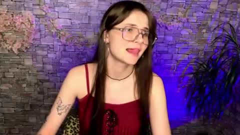 may online show from June 14, 7:25 pm