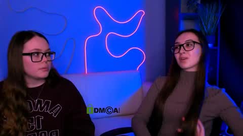 maya online show from April 29, 1:25 pm