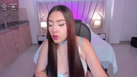 Maya vexx online show from December 18, 8:35 pm