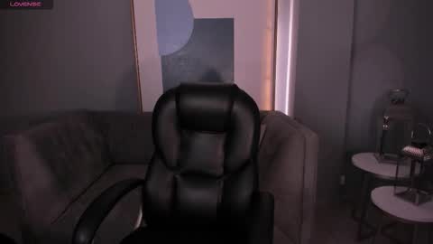 Maya online show from March 18, 3:33 am