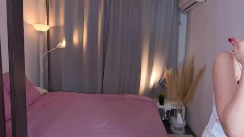 Alice online show from March 14, 4:08 pm