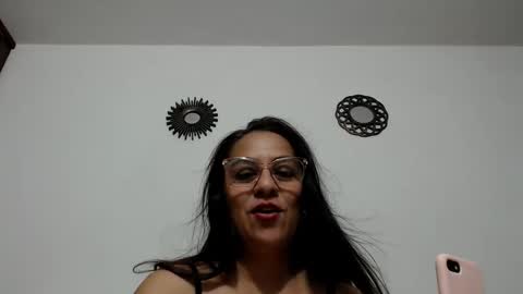 Snapshot of mayitadelicious chatting on September 20, 2:43 am mayitadelicious online show from September 20, 2:43 am