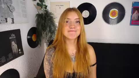 Maylin Skye online show from July 23, 8:28 pm