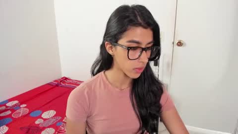 mazikeen_18 online show from June 10, 2:16 pm