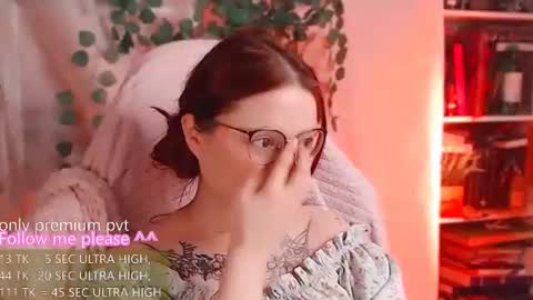 Hanna online show from August 6, 2:51 am