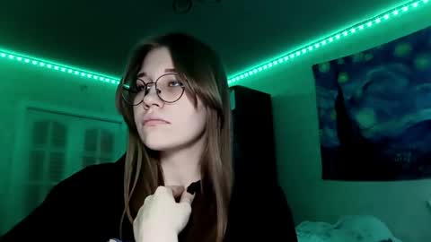 i little tory online show from April 24, 4:21 pm