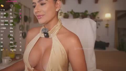 Andrea  online show from June 11, 1:41 pm