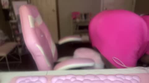 Snapshot of meetsouthernpeach chatting on March 8, 3:33 pm Southern Peach online show from March 8, 3:33 pm