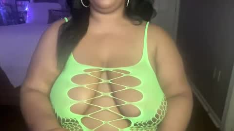 Snapshot of meetsouthernpeach chatting on January 24, 4:27 am Southern Peach online show from January 24, 4:27 am