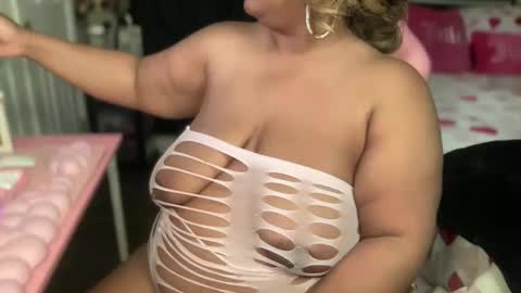 Southern Peach online show from February 18, 3:05 am