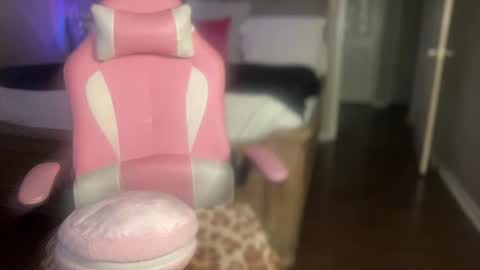 Snapshot of meetsouthernpeach chatting on February 25, 3:20 am Southern Peach online show from February 25, 3:20 am