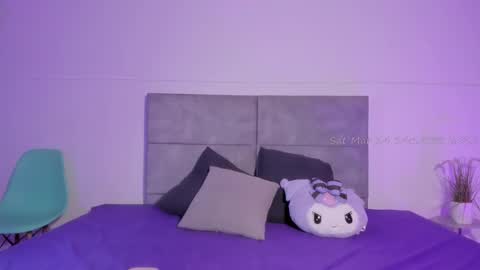 meg_kuromi_ online show from March 14, 7:15 pm