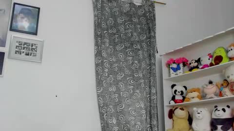 M E G A N online show from February 2, 6:07 pm