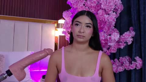 Carolina Paez online show from June 3, 12:50 pm