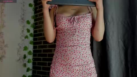 megan_gg online show from April 27, 7:00 pm