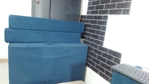 megan_greyxx online show from May 6, 11:36 am