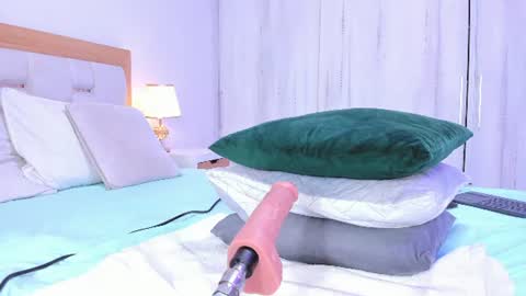 megan online show from July 27, 3:25 am