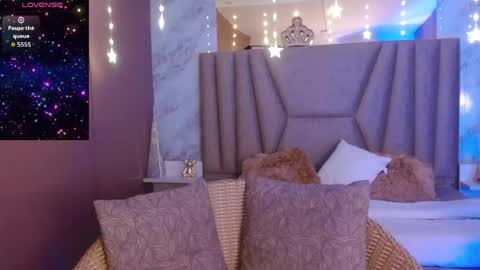 megan_saint online show from April 29, 2:09 pm