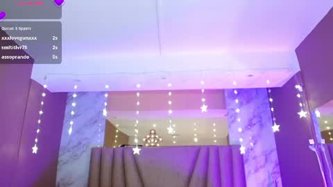 megan_saint online show from July 28, 6:20 pm
