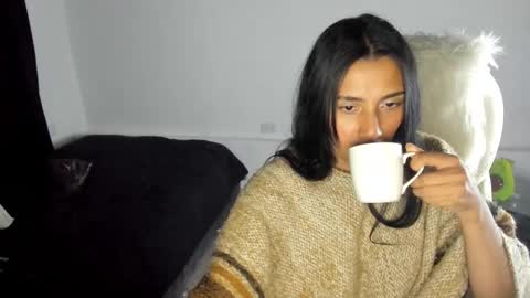 Megan online show from December 13, 11:28 pm