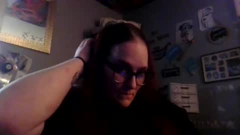 SexyDirtyBitch online show from March 15, 8:05 am