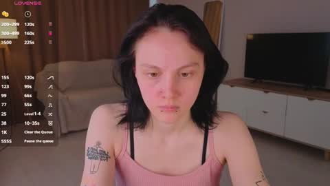 Michelle online show from June 19, 5:11 am