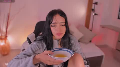 megan lake online show from July 12, 7:25 pm